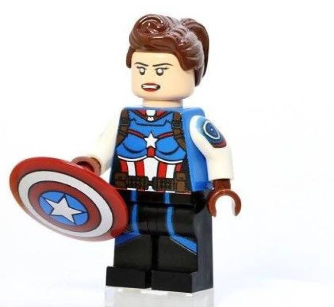 HeroBloks - Captain America (Peggy Carter) - PopPunkMunky - A1291