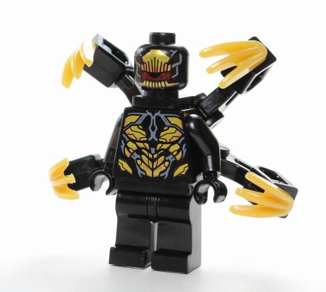 HeroBloks - Outrider (extended claws)