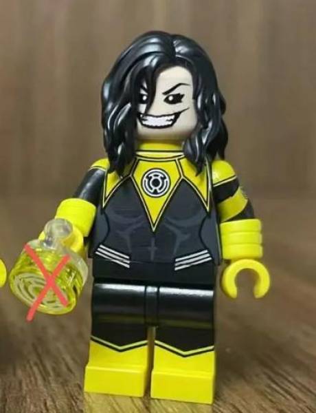HeroBloks - Yellow Lantern - Mr.J Brick -