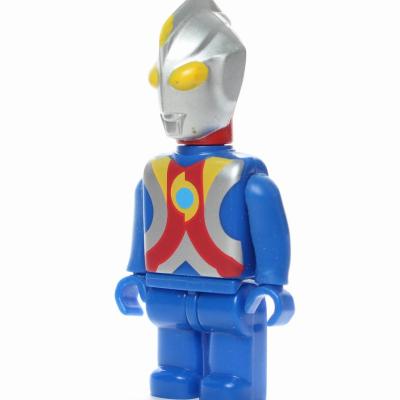 ultraman cosmos figure