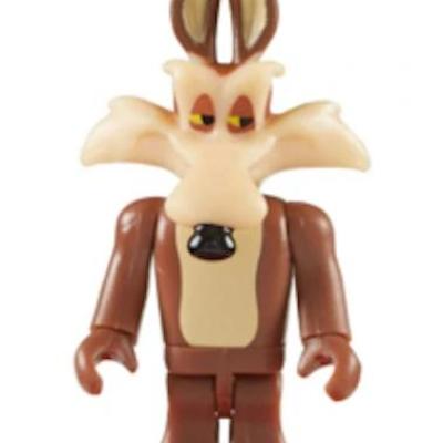wile e coyote figure