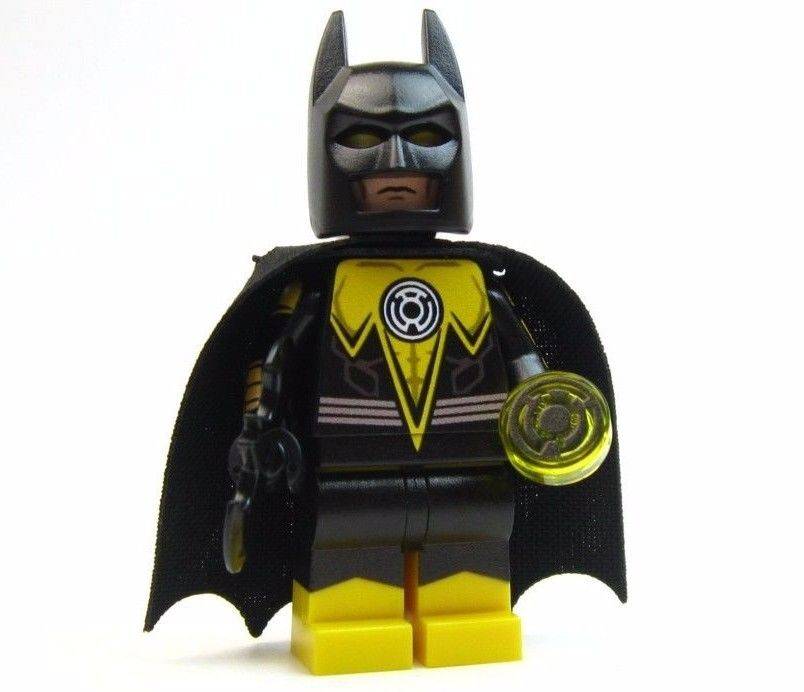 HeroBloks - Yellow Lantern Batman - Onlinesailin