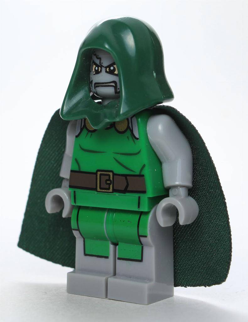 HeroBloks - Dr Doom - Sheng Yuan - SY167