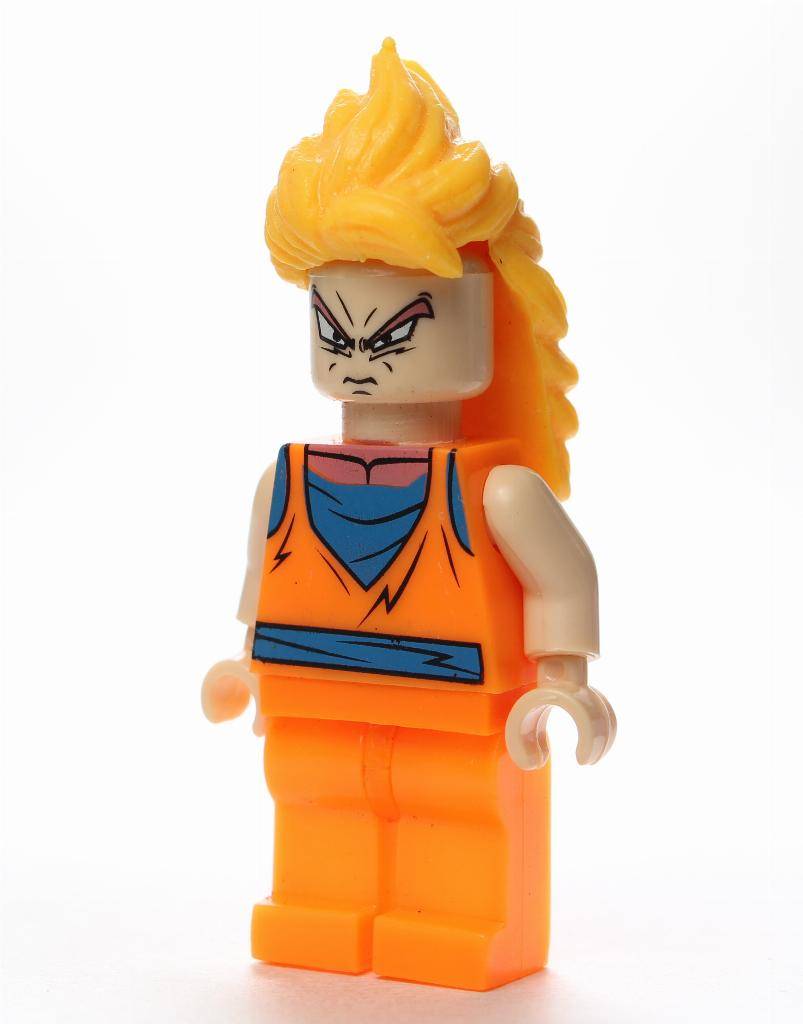 HeroBloks - Goku (Super Saiyan 3)