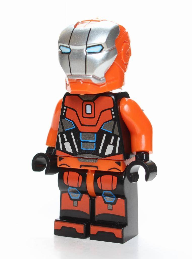 HeroBloks - Iron Man Mk 35 Red Snapper